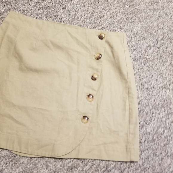 Altar'd state Wrap Mini skirt buttons side olive green size large - Picture 2 of 10